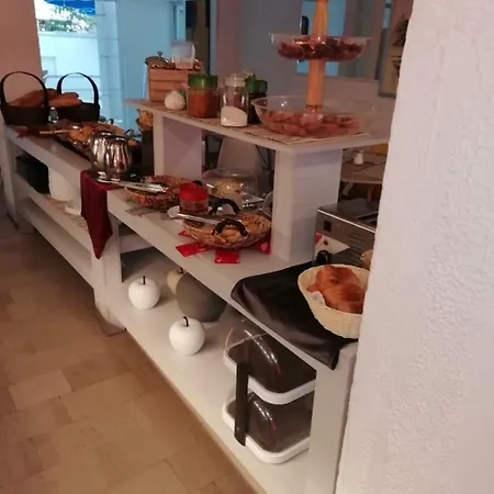 海伦娜酒店 酒店 3*
