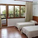 Hotell Helena 3*